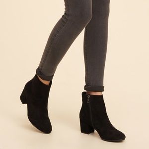 Steve Madden Suede Boots
